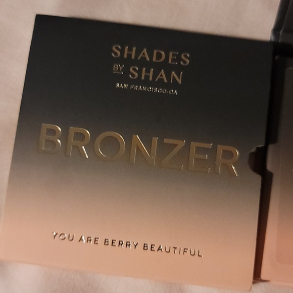 Shades by Shan Bronzer - new in box - Picture 4 of 6